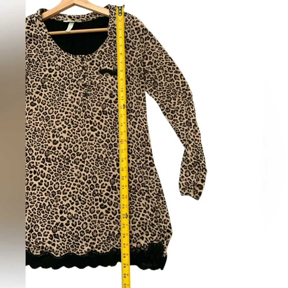 Soma Women's Long Sleeve Henley Lace Trim Brown Cheetah Print Nightgown SMALL - Picture 3 of 5